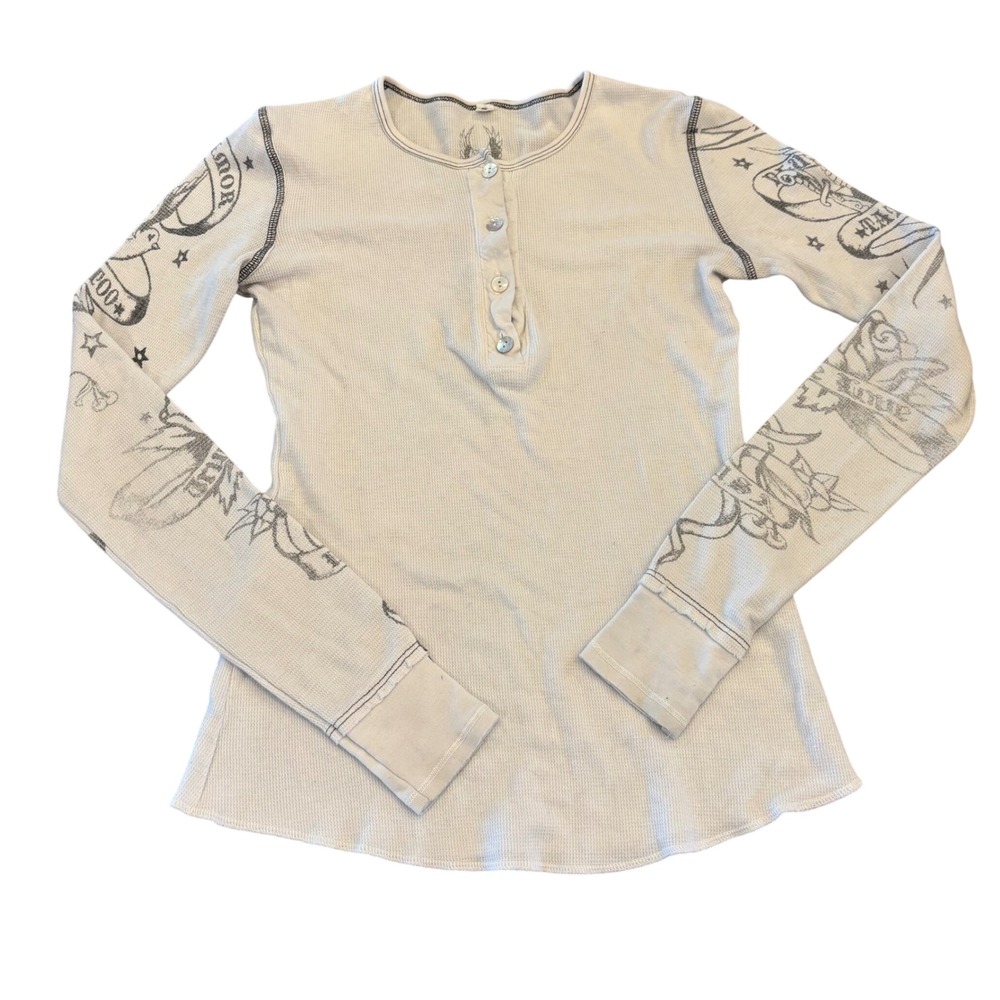 Blue Tattoo Y2K Waffle Knit Henley Top Graphic Sleeve Thermal Cream Small
